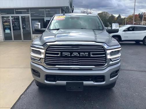2024 RAM 2500 Laramie Crew Cab 4x4 64' Box