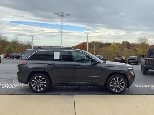 Gray 2024 Jeep Grand Cherokee 4xe Overland