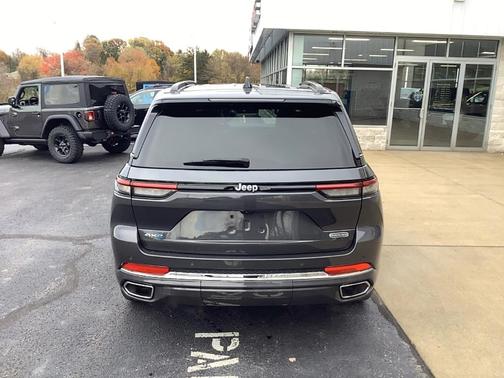 Gray 2024 Jeep Grand Cherokee 4xe Overland