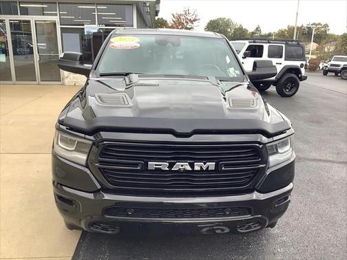 2023 RAM 1500 Laramie Crew Cab 4x4 57' Box