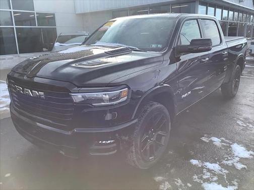 2025 RAM 1500 Laramie Crew Cab 4x4 64' Box