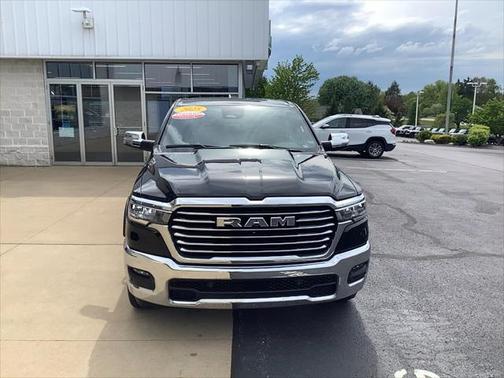 2025 RAM 1500 Laramie Crew Cab 4x4 57' Box