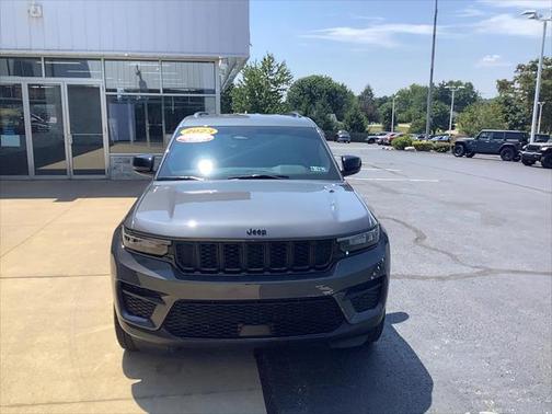 2023 Jeep Grand Cherokee Altitude 4x4