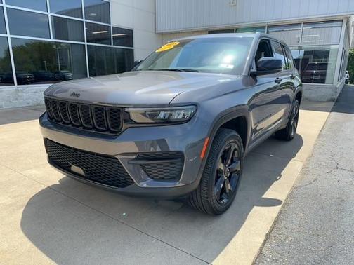 2023 Jeep Grand Cherokee Altitude 4x4