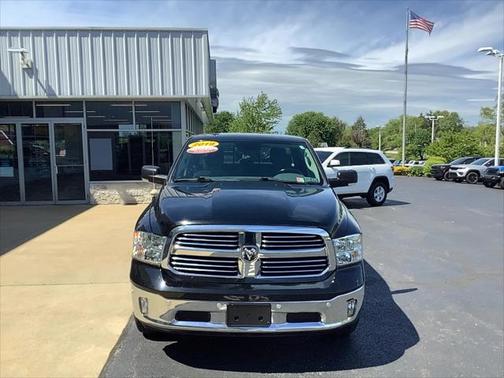 2019 RAM 1500 Classic Big Horn Crew Cab 4x4 64' Box