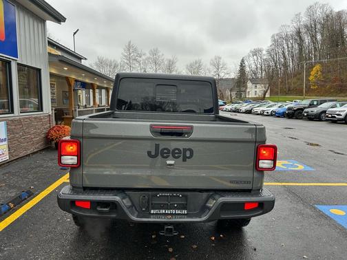2020 Jeep Gladiator Sport S