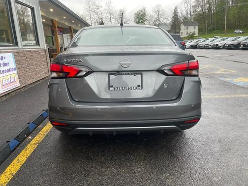 Gun Metallic 2023 Nissan Versa 1.6 S