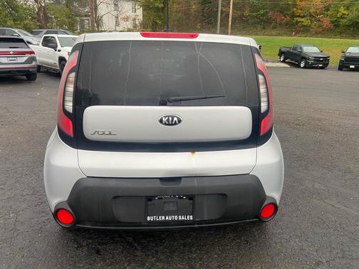 2016 Kia Soul Base