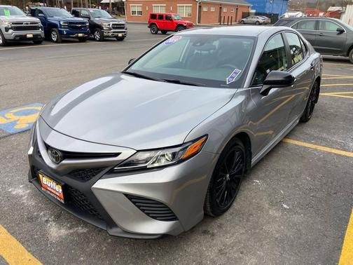 2019 Toyota Camry XLE