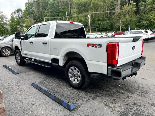 2024 Ford F-250 XLT