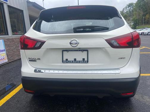 2019 Nissan Rogue Sport S