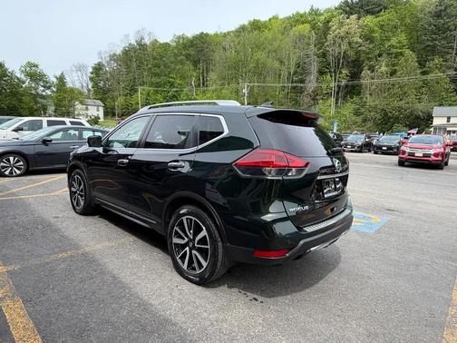 Midnight Pine Metallic 2020 Nissan Rogue SL