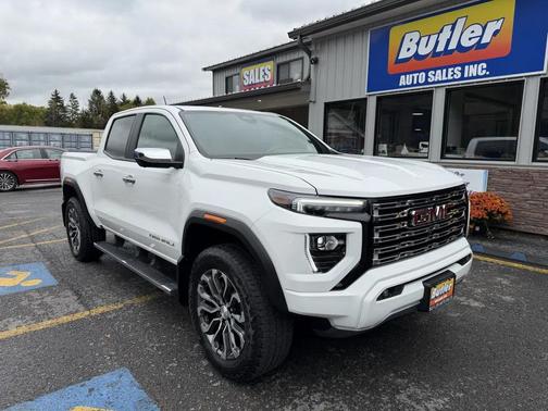 Summit White 2025 GMC Canyon Denali