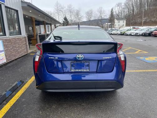 2016 Toyota Prius Two Eco
