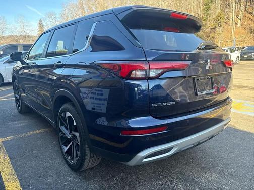 2024 Mitsubishi Outlander PHEV SEL