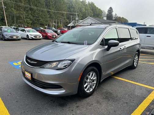 2020 Chrysler Voyager LXI