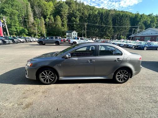 2017 Mitsubishi Lancer SE