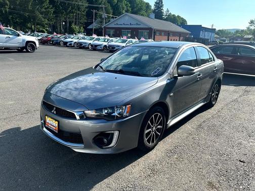 2017 Mitsubishi Lancer SE