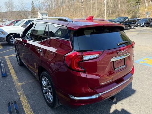 2024 GMC Terrain Denali