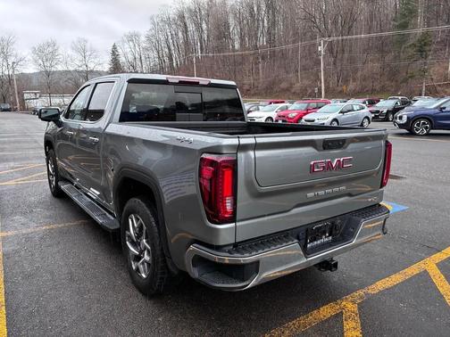 2023 GMC Sierra 1500 SLT
