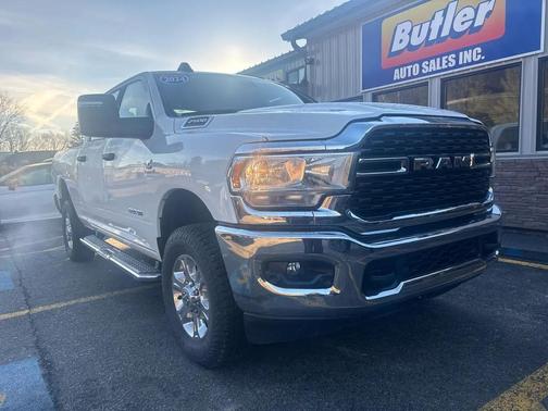 2024 RAM 2500 Big Horn Crew Cab 4x4 6'4' Box