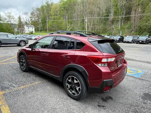 Venetian Red Pearl 2019 Subaru Crosstrek 2.0i
