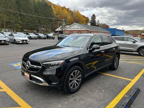 2024 Mercedes-Benz GLC 300 4MATIC