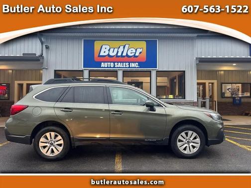 Wilderness Green Metallic 2019 Subaru Outback 2.5i Premium
