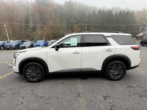 White 2026 Nissan Pathfinder SV