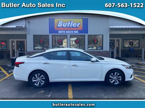 2022 Nissan Altima 2.5 SV