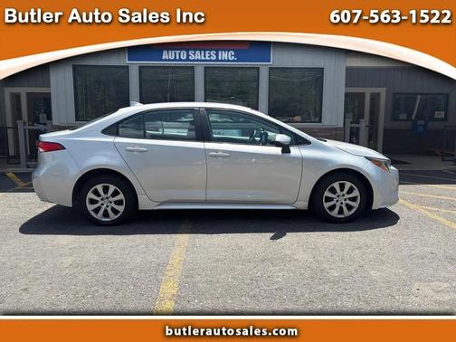 Classic Silver Metallic 2024 Toyota Corolla LE