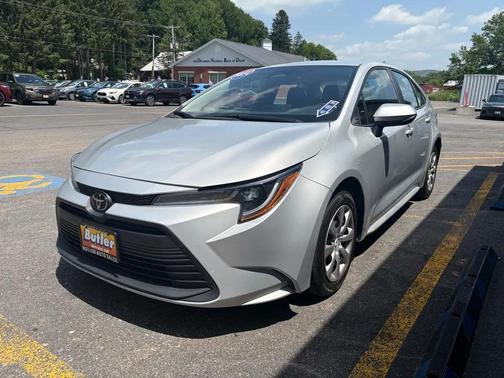 Classic Silver Metallic 2024 Toyota Corolla LE