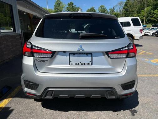 Alloy Silver Metallic 2024 Mitsubishi Outlander Sport 2.0 ES