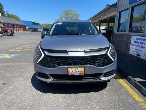 Everlasting Silver 2025 Kia Sportage EX