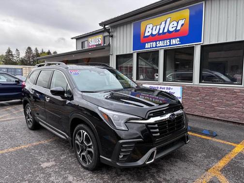 Crystal Black Silica 2025 Subaru Ascent Touring 7-Passenger