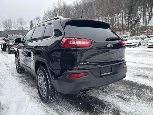 2018 Jeep Cherokee Latitude Plus
