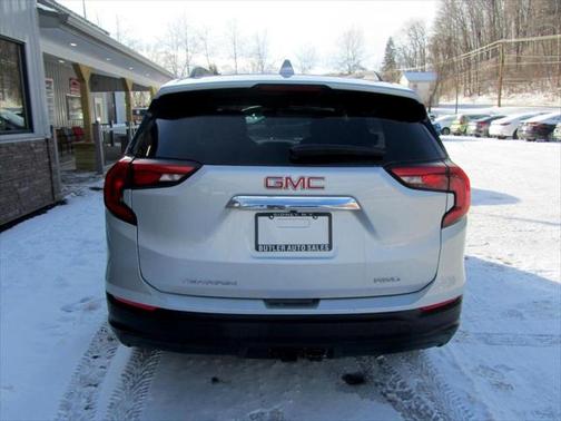 Quicksilver Metallic 2019 GMC Terrain SLE