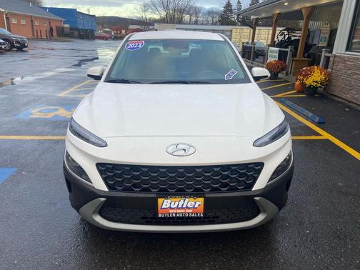 2023 Hyundai KONA SE