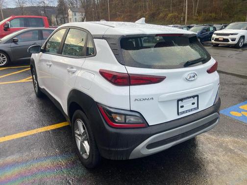 2023 Hyundai KONA SE