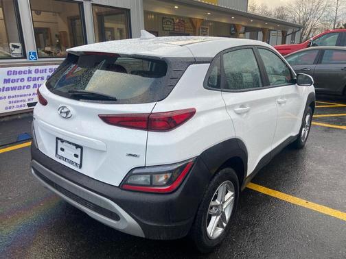2023 Hyundai KONA SE