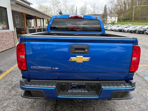 Blue 2019 Chevrolet Colorado WT