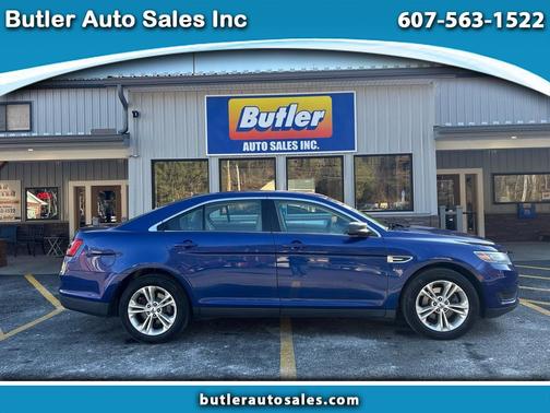 2015 Ford Taurus SE