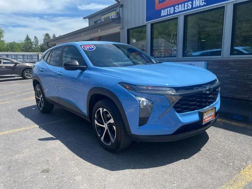 Fountain Blue 2024 Chevrolet Trax FWD 1RS