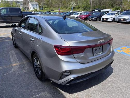 Silver 2024 Kia Forte LXS
