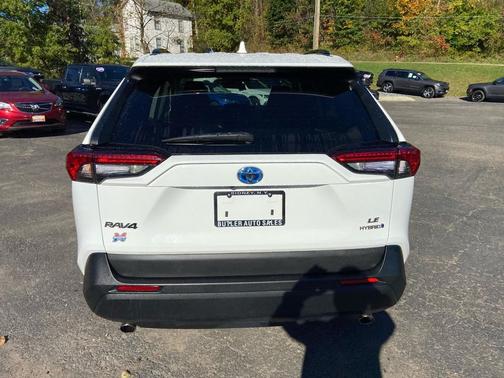 2020 Toyota RAV4 Hybrid LE