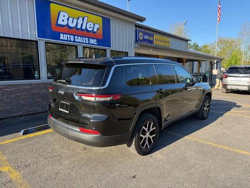 Diamond Black Crystal Pearlcoat 2023 Jeep Grand Cherokee L Limited