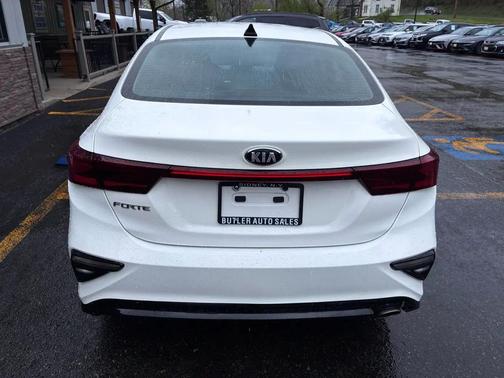 Clear White 2019 Kia Forte LXS