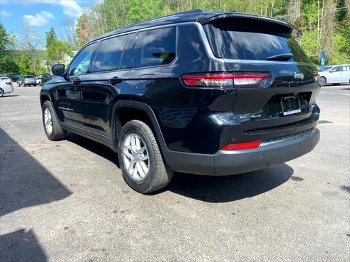 2022 Jeep Grand Cherokee L Laredo