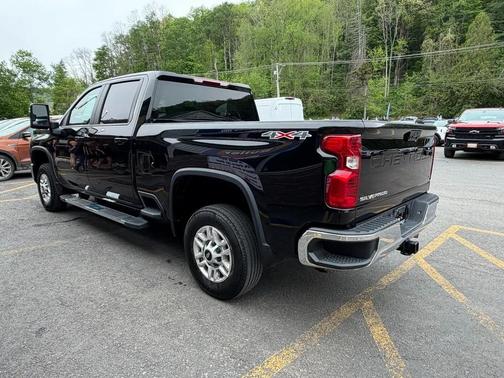 Black 2025 Chevrolet Silverado 2500 LT
