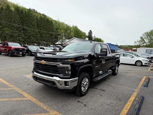 Black 2025 Chevrolet Silverado 2500 LT